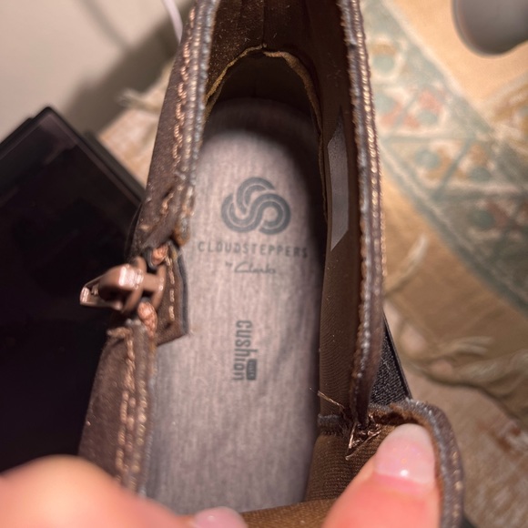 *EUC* Clark's Cloudsteppers Light Gold Booties - Picture 4 of 6